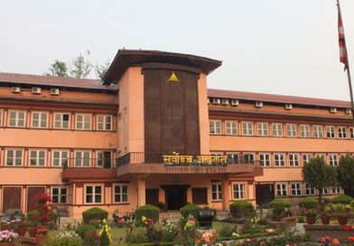 सय रुपैयाँ बढीको सामानमा भन्सार शुल्क तत्काल नउठाउन सर्वोच्चको अन्तरिम आदेश जारी