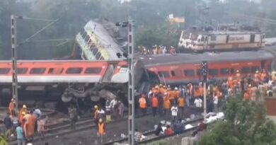 ओडिशा रेल दुर्घटनामा २३३ यात्रुको मृत्यु, ९०० बढी घाइते