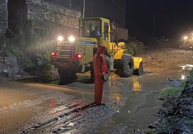 पहिरो हटाइएपछि बीपी राजमार्गमा सवारी आवागमन पुनः सञ्चालन पहिरो हटाइएपछि बीपी राजमार्गमा सवारी आवागमन पुनः सञ्चालन
