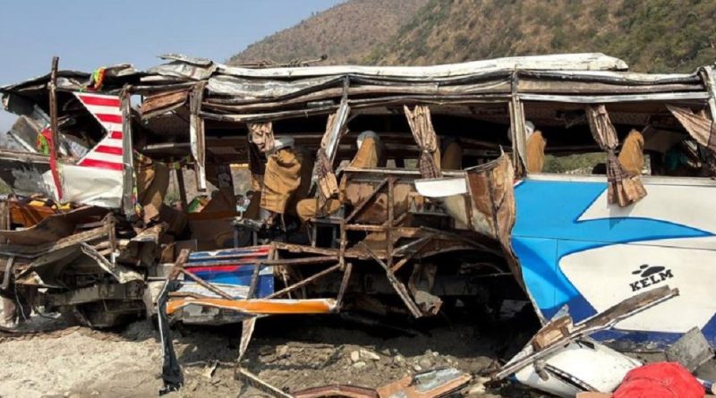 रामेछाप बस दुर्घटना : १२ मृतकमध्ये ९ जनाको सनाखत