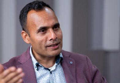 आइफोन वितरणबारे सञ्चार मन्त्री डा.विक्रम तिमिल्सिनाको खण्डन