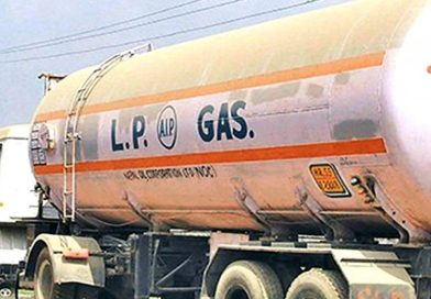 आधा सिलिन्डर नीतिले ग्यास उद्योगमा समस्या, खपत घट्दा बुलेटमै थन्कियो ग्यास