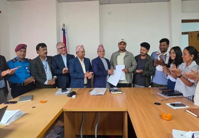 सरकार–मिटरब्याजपीडितबीच ९ बुँदे सहमति, ९ दिनदेखिको आन्दोलन स्थगित सरकार–मिटरब्याजपीडितबीच ९ बुँदे सहमति, ९ दिनदेखिको आन्दोलन स्थगित