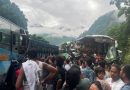 मुग्लिन–नारायणगढ सडकमा दुईवटा बस एकापसमा ठोक्किँदा सडक अवरुद्ध